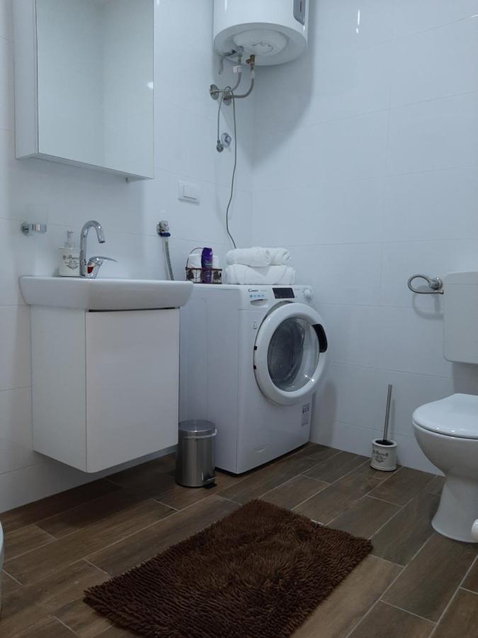 Apartman Viaggio Sremska Mitrovica Zewnętrze zdjęcie