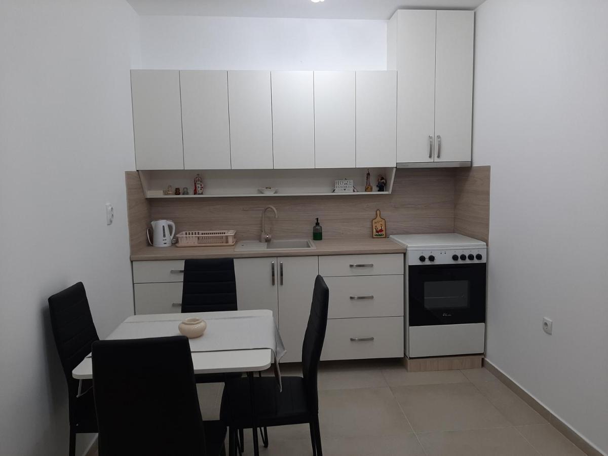 Apartman Viaggio Sremska Mitrovica Zewnętrze zdjęcie